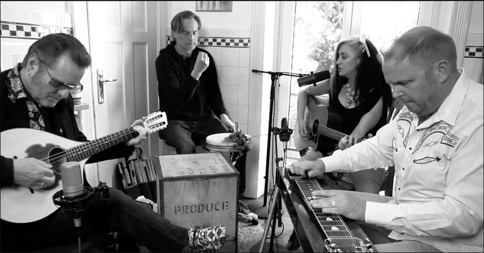 Tess Wiley und Stoppok bei den Hamburger Küchensessions