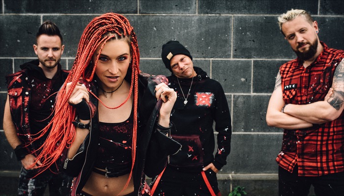 April Art hat die Single Break Out veröffentlicht