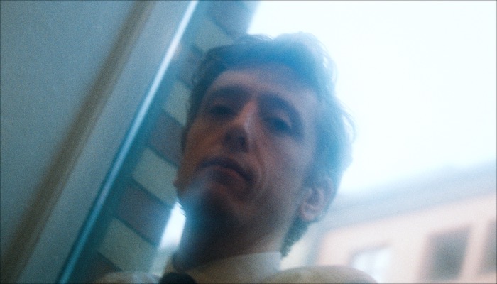 Jonas Alaska veröffentlicht das Album Roof Came Down