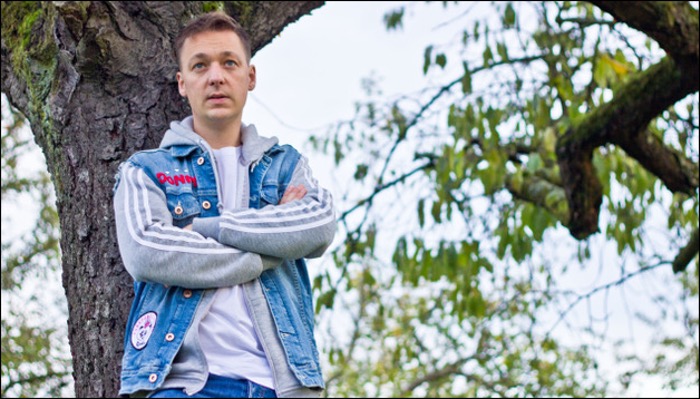 Jonny Karacho hat das Album Volle Karacho mit Punkrock für Kids veröffentlicht