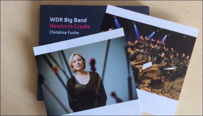Christina Fuchs und die WDR Big Band veröffentlichen das Album Newton's Cradle